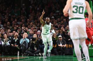 更多的观众 更多的观众